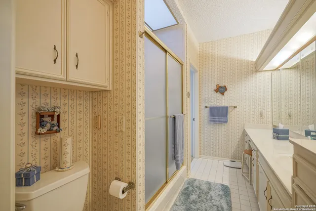 $425,000 | 6118 Crescent Falls, Windcrest, TX 78239