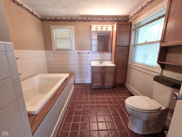 $344,900 | 3107 North 100 West, Shelbyville, IN 46176