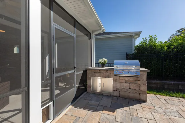 $585,000 | 5002 Looking Glass Trail, Denver, NC 28037