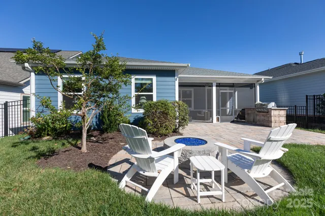 $585,000 | 5002 Looking Glass Trail, Denver, NC 28037