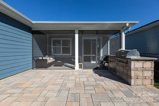 $585,000 | 5002 Looking Glass Trail, Denver, NC 28037