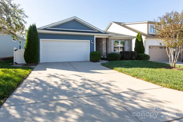 $585,000 | 5002 Looking Glass Trail, Denver, NC 28037