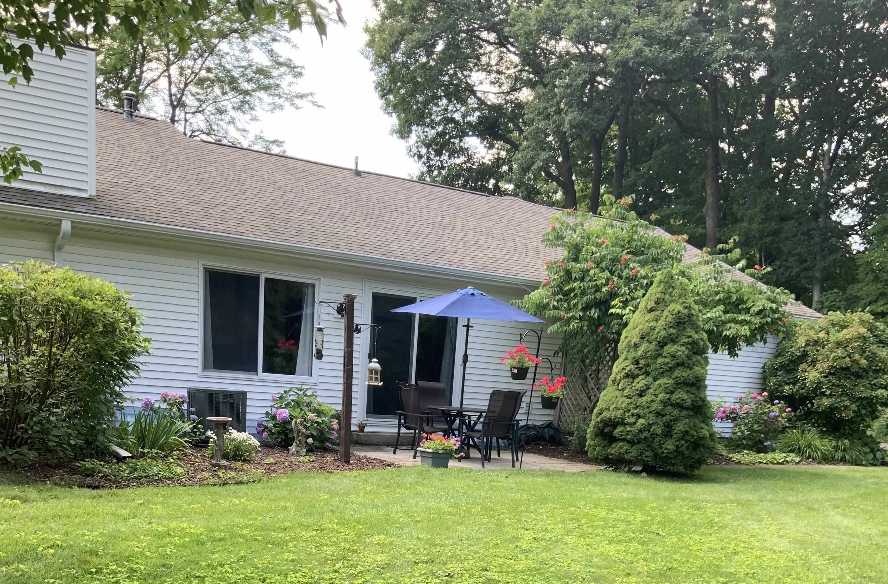 136 Mathison Road South Traverse City, MI 49686 - Photo 4 of 39 1948731-e1ef7b09-a41c-4261-992c-50bc1c047bb3.JPG