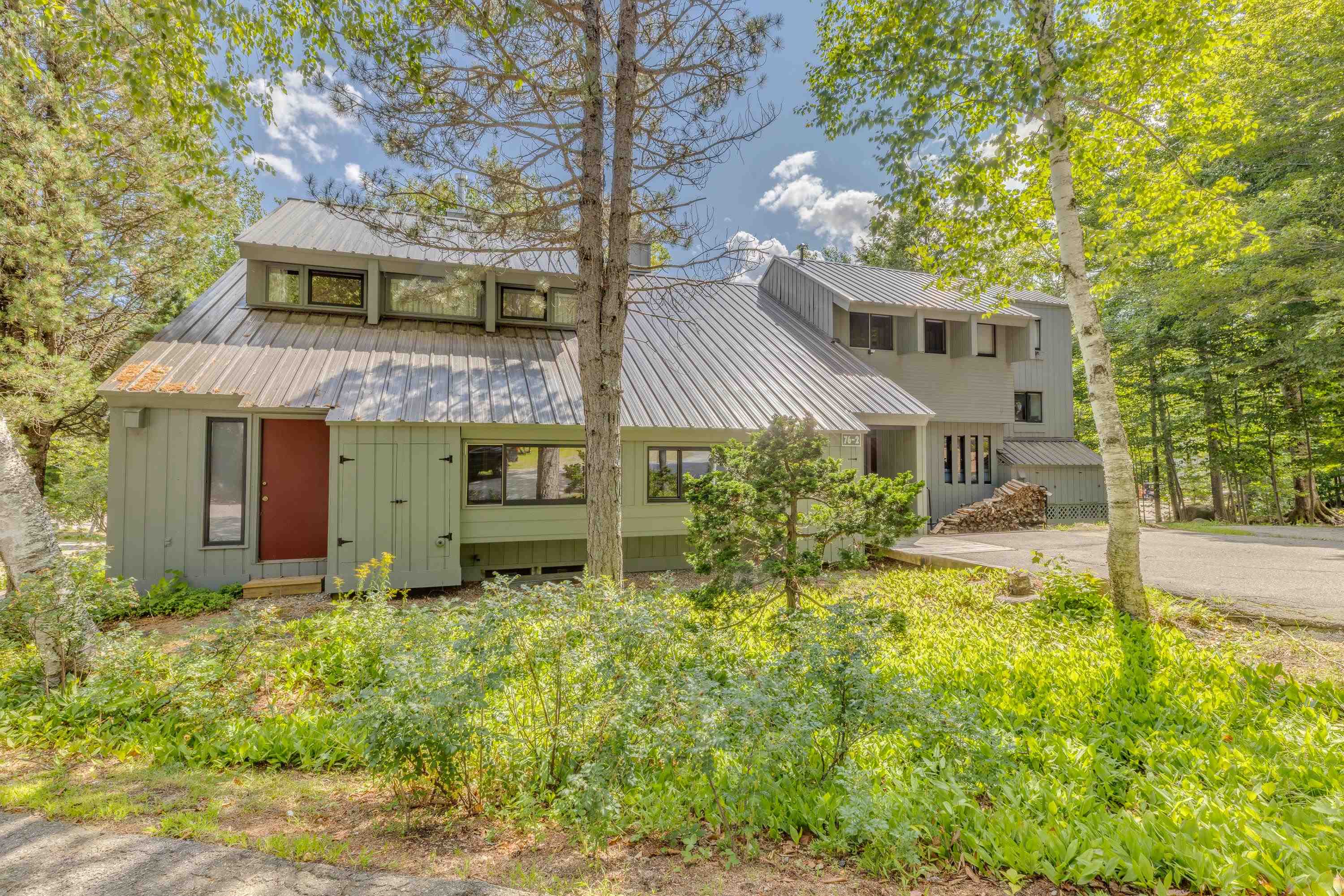 76 Fox Run Road, Unit 2 Lincoln, NH 03251 - Photo 1 of 42 Gallery Image 1