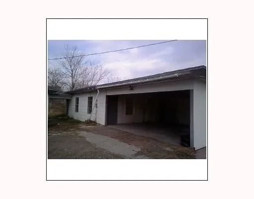 a picture of a bench in a room