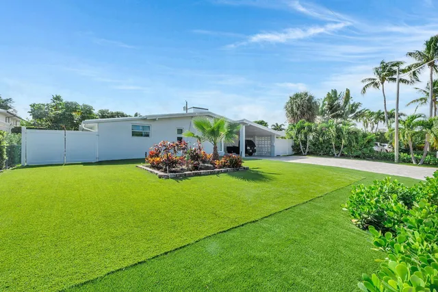 $7,800 | 530 Northeast 17th Street, Boca Raton, FL 33432