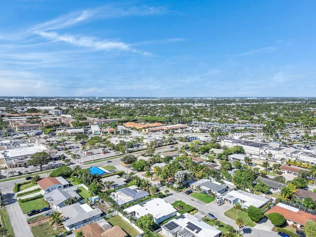 $7,800 | 530 Northeast 17th Street, Boca Raton, FL 33432