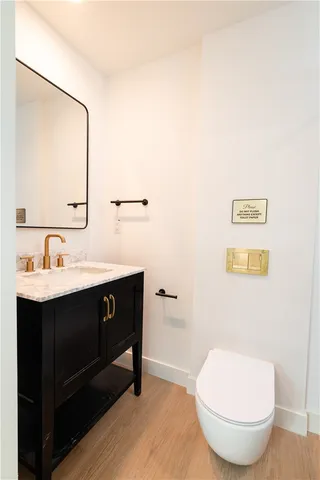 $2,295,000 | 351 South Catalina Street, Los Angeles, CA 90020