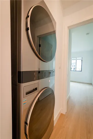 $2,295,000 | 351 South Catalina Street, Los Angeles, CA 90020