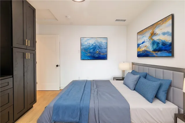 $2,295,000 | 351 South Catalina Street, Los Angeles, CA 90020