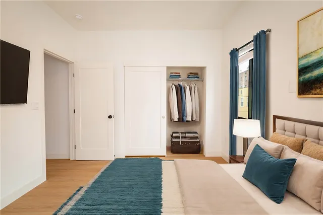 $2,295,000 | 351 South Catalina Street, Los Angeles, CA 90020