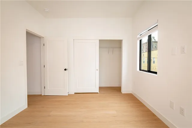 $2,295,000 | 351 South Catalina Street, Los Angeles, CA 90020