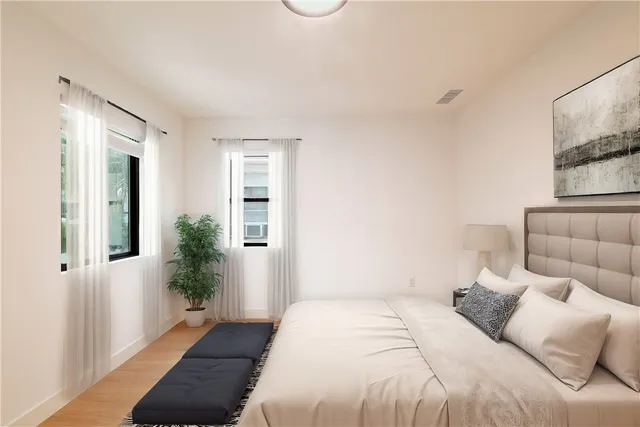 $2,295,000 | 351 South Catalina Street, Los Angeles, CA 90020