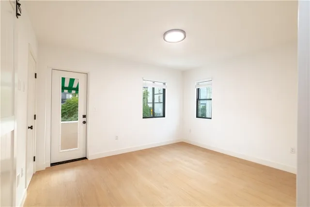 $2,295,000 | 351 South Catalina Street, Los Angeles, CA 90020