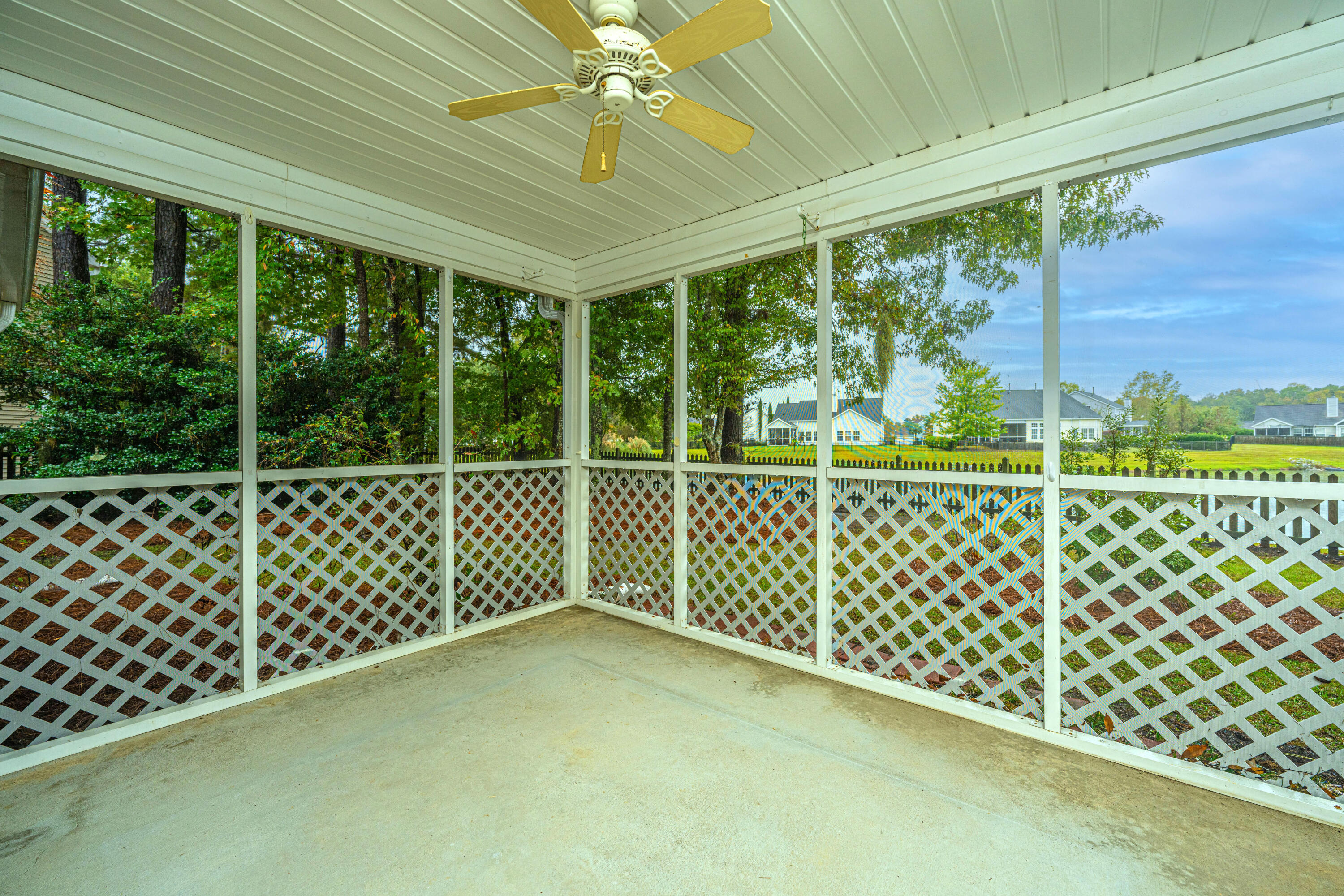 860 Bent Hickory Road Charleston, SC 29414 - Photo 14 of 40 860BentHickoryRd036