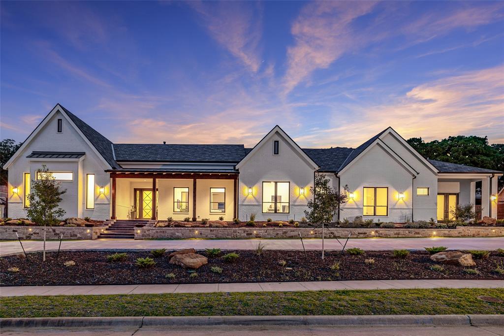 3612 Bentley Court, Denton, TX 76210 Compass