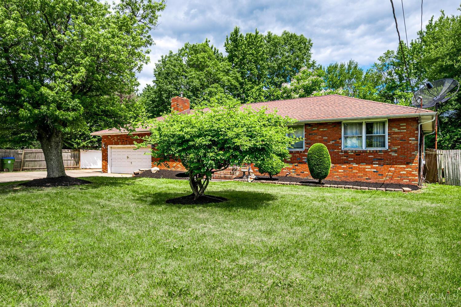 144 James Street Edison, NJ 08820 - Photo 4 of 39 Gallery Image 4