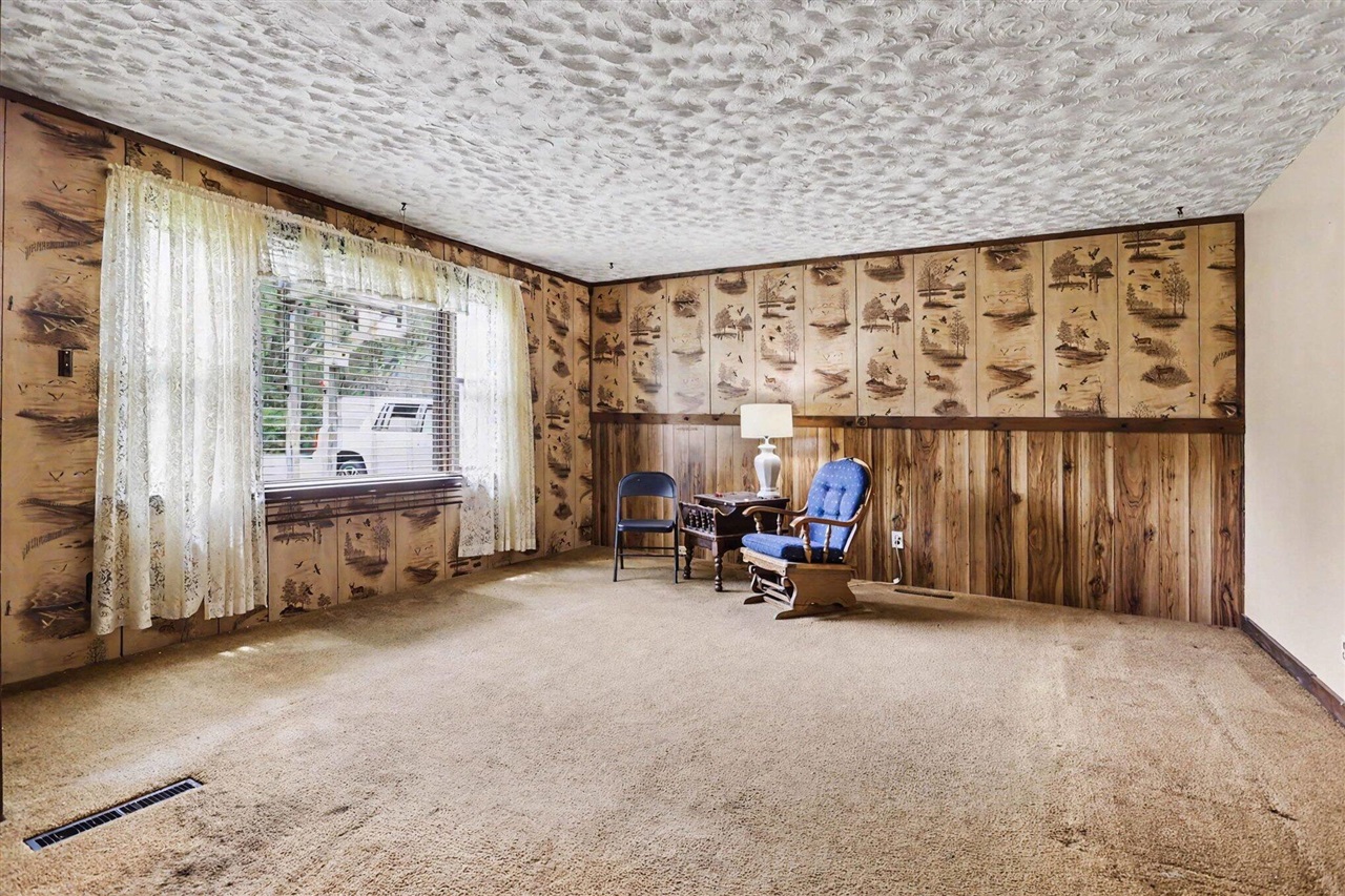 8223 Forest Beach Road Watervliet, MI 49098 - Photo 4 of 20