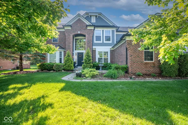 $750,000 | 11667 Shadowwood Court, Zionsville, IN 46077