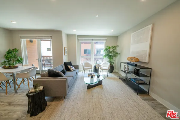 $1,350,000 | 6030 South Seabluff Drive, Unit 410, Los Angeles, CA 90094