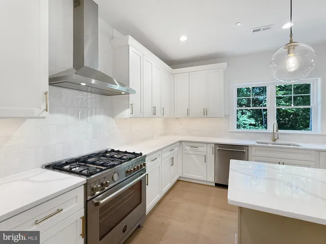 $1,149,000 | 2 North Line Street, Lansdale, PA 19446