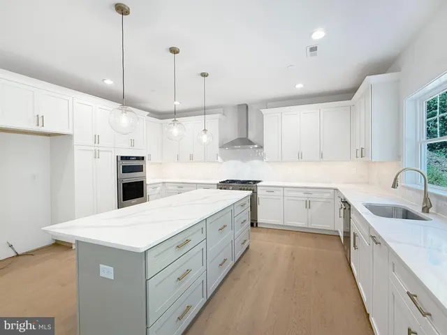 $1,149,000 | 2 North Line Street, Lansdale, PA 19446