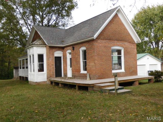 233 South Eagan Street Kinmundy, IL 62854 - Photo 1 of 16