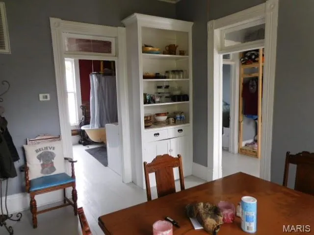 $118,000 | 233 South Eagan Street, Kinmundy, IL 62854