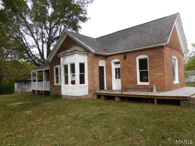 $118,000 | 233 South Eagan Street, Kinmundy, IL 62854