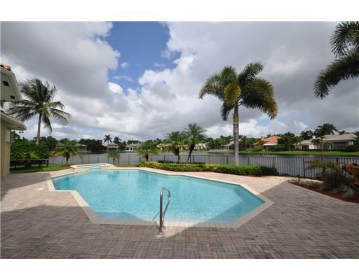 5824 Windsor Court Boca Raton, FL 33496 - Photo 2 of 25 2