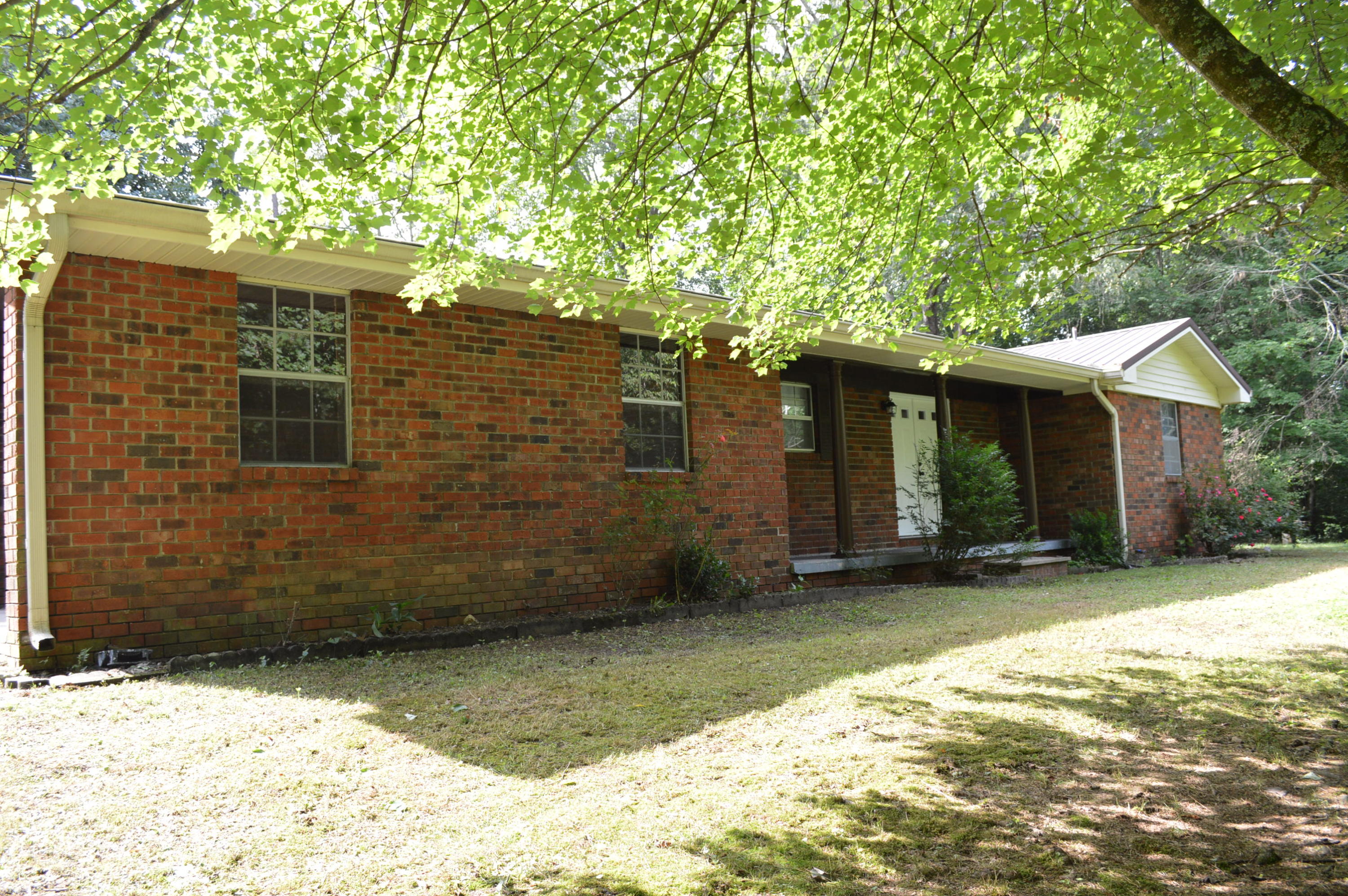 3525 Buchanan Road Southeast Cleveland, TN 37323 - Photo 3 of 31 DSC_0247