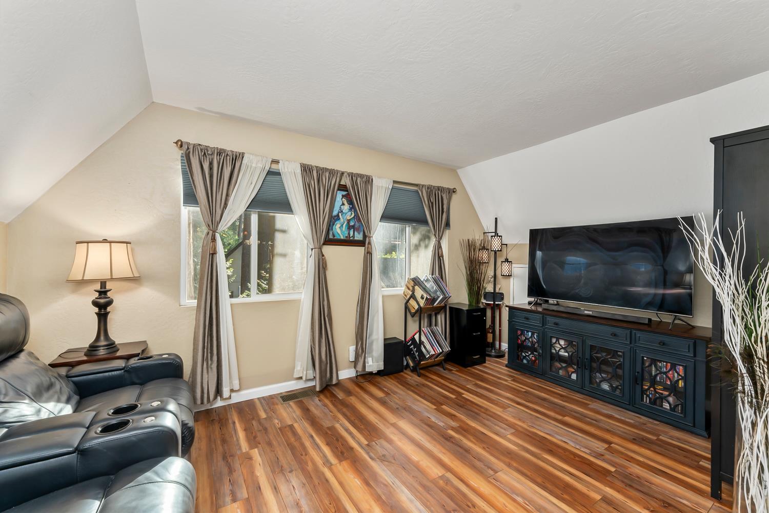 3533 Gold Ridge Trail Pollock Pines, CA 95726 - Photo 17 of 37 Gallery Image 17