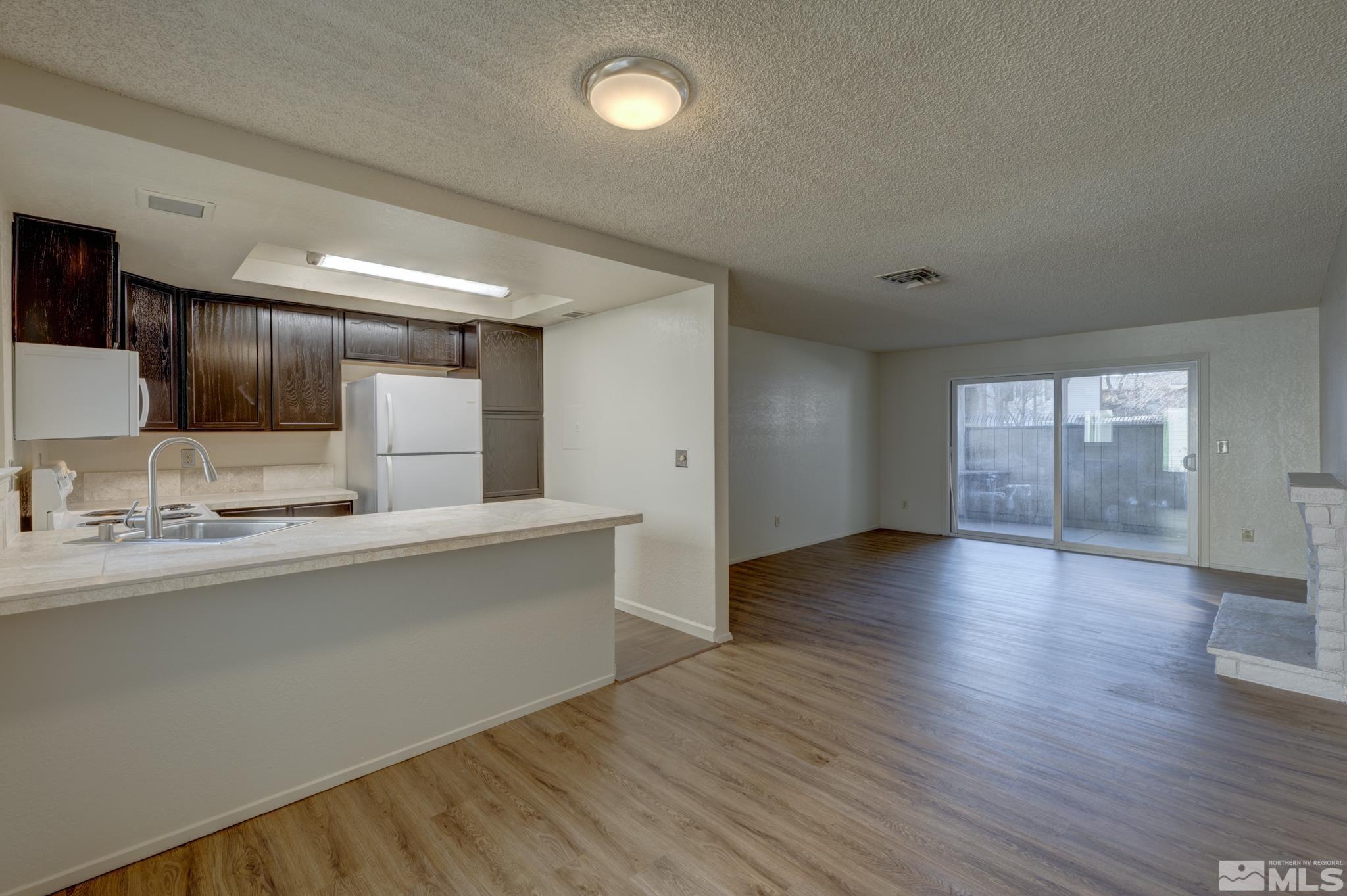 2116 Roundhouse Road Sparks, NV 89431 - Photo 5 of 32 Photo 5