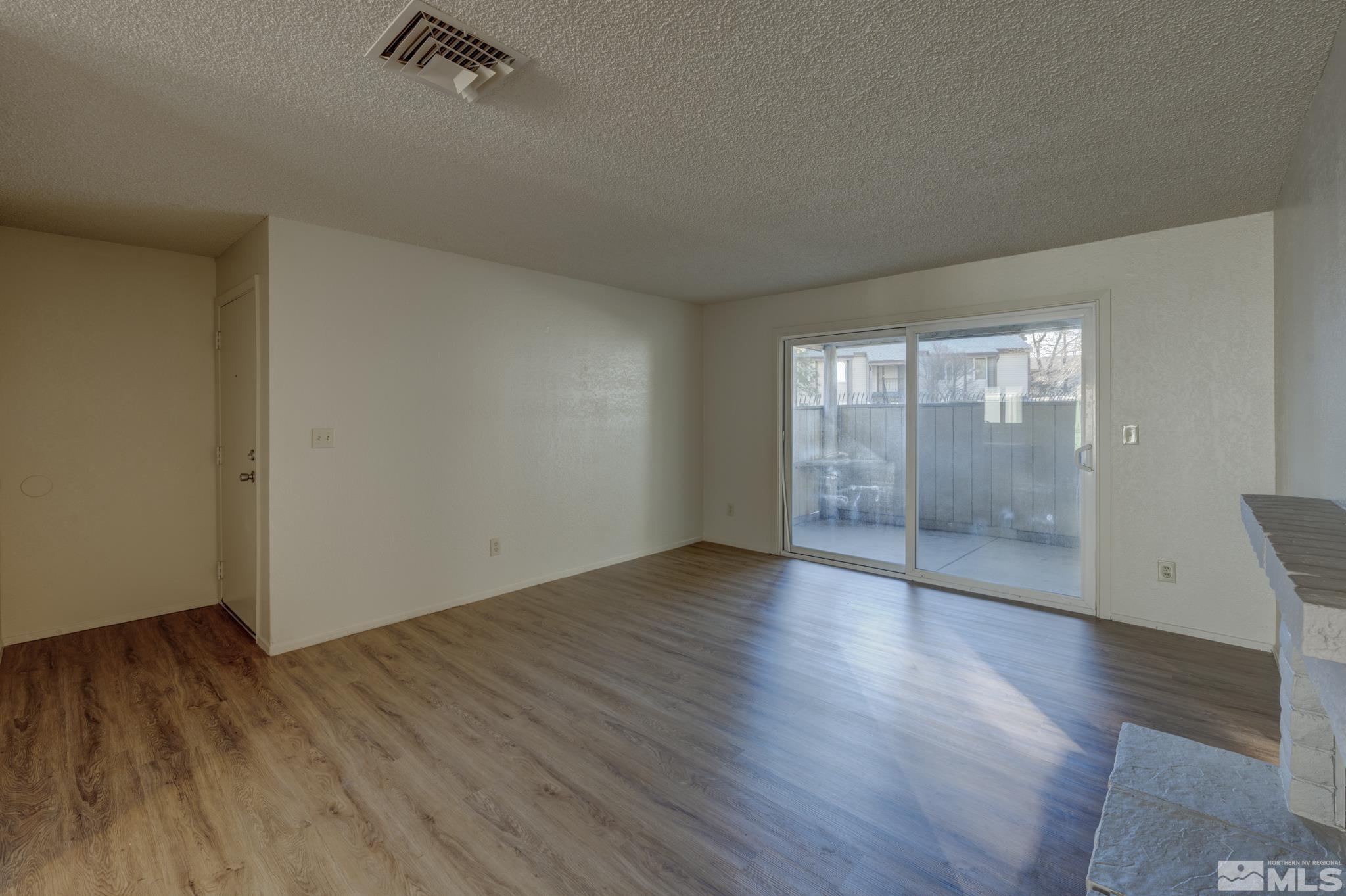 2116 Roundhouse Road Sparks, NV 89431 - Photo 8 of 32 Photo 8