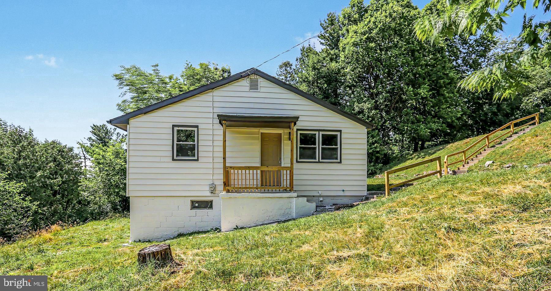 230 South 4th Street Steelton, PA 17113 - Photo 3 of 18