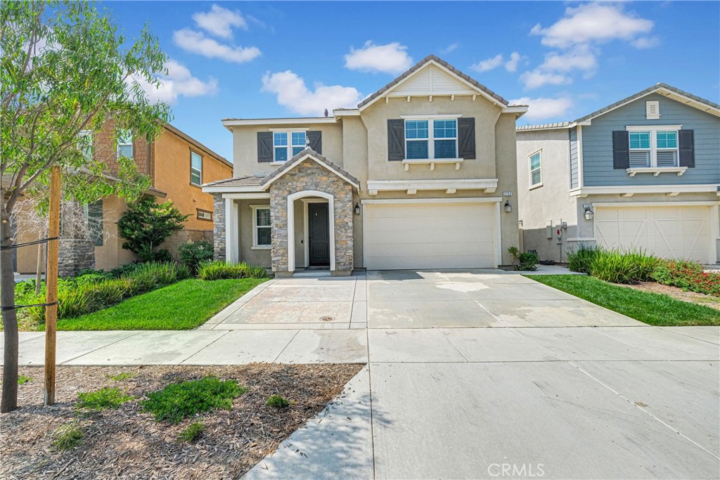 2752 East Howlett Ln  