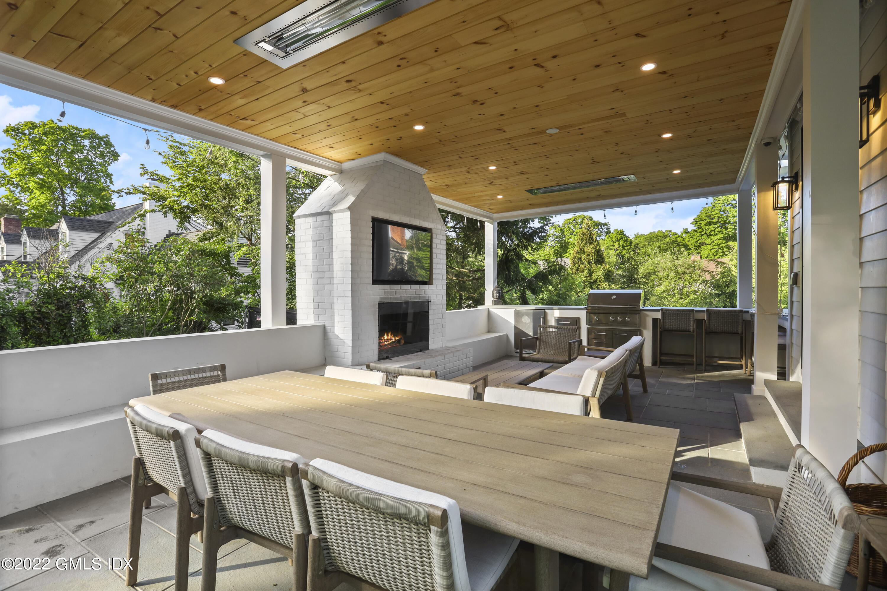 27 Linwood Avenue Riverside, CT 06878 - Photo 6 of 23 a outdoor dining space with furniture and garden view