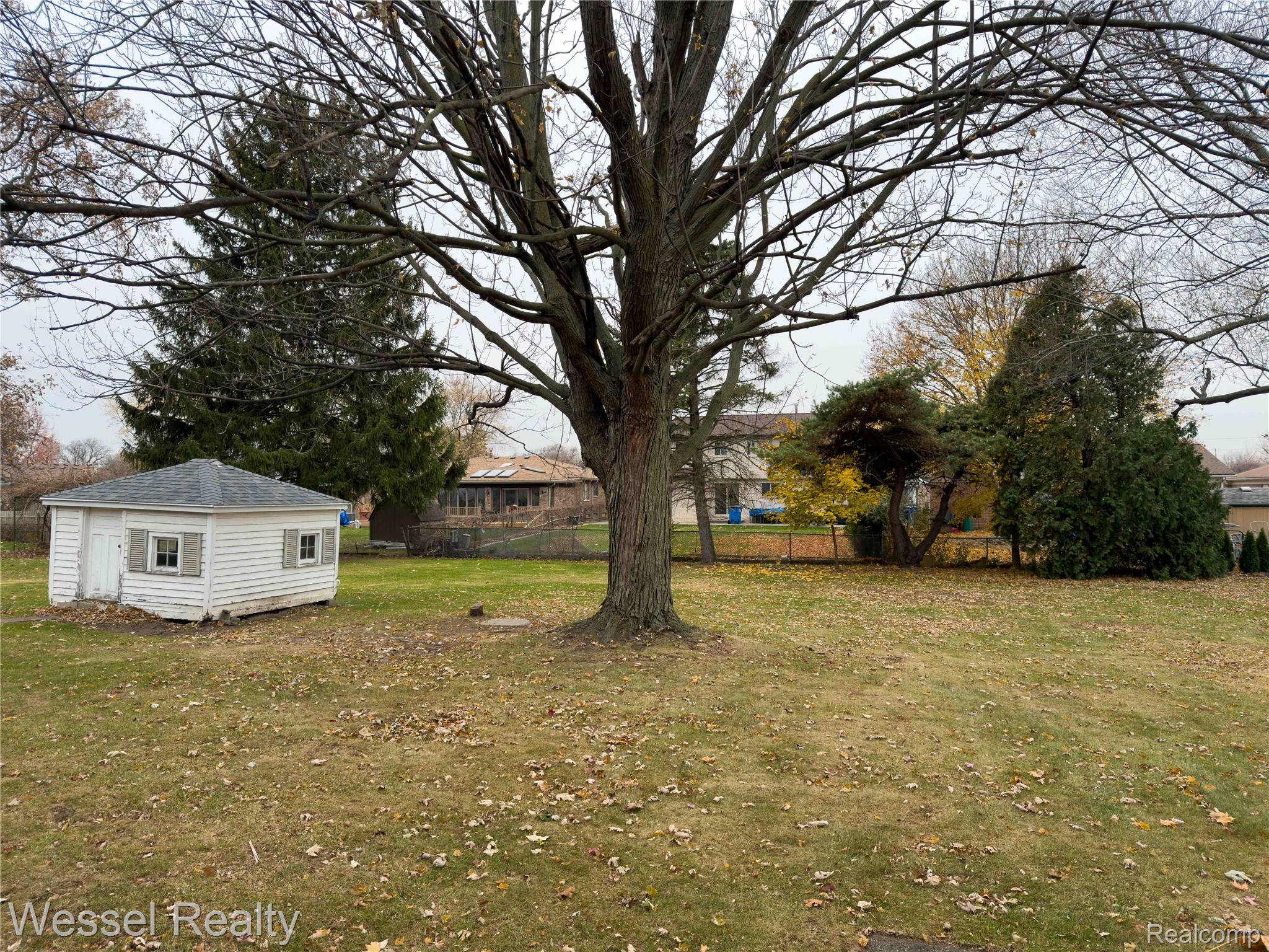 28771 Bunert Road Warren, MI 48088 - Photo 43 of 43 bunert-300 (2).jpg