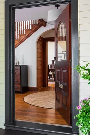 $2,995,000 | 17 Coolidge Street, Brookline, MA 02446