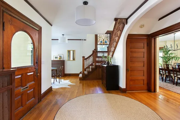 $2,995,000 | 17 Coolidge Street, Brookline, MA 02446