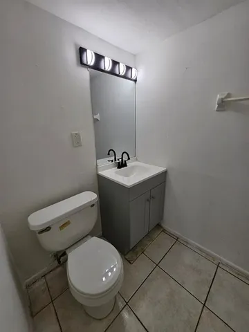 $1,800 | 2059 Northwest 56th Avenue, Unit 29B, Fort Lauderdale, FL 33313