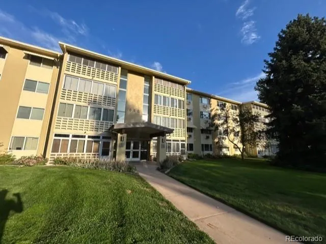 $115,000 | 610 South Clinton Street, Unit 8B, Denver, CO 80247