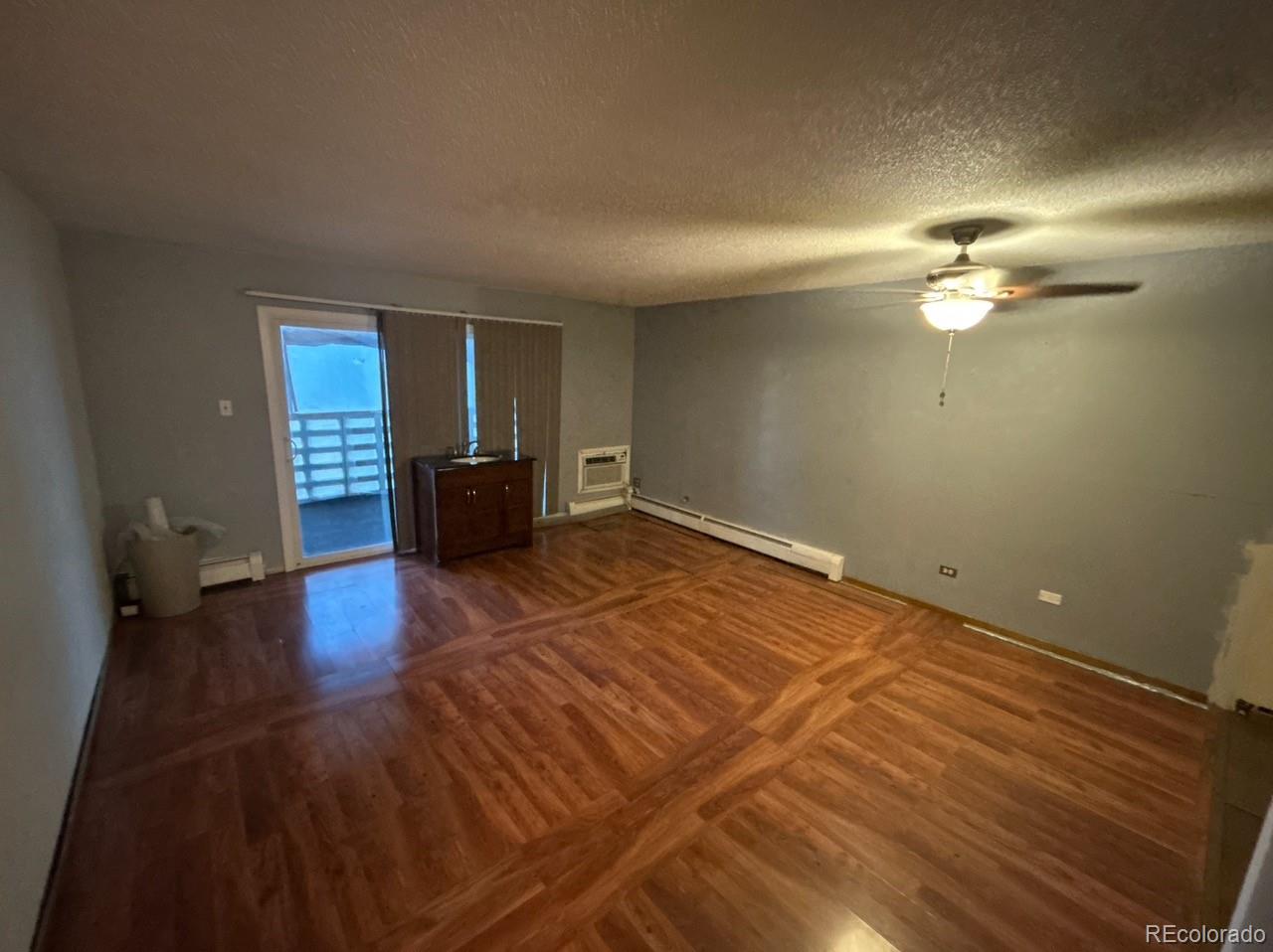 610 South Clinton Street, Unit 8B Denver, CO 80247 - Photo 3 of 13