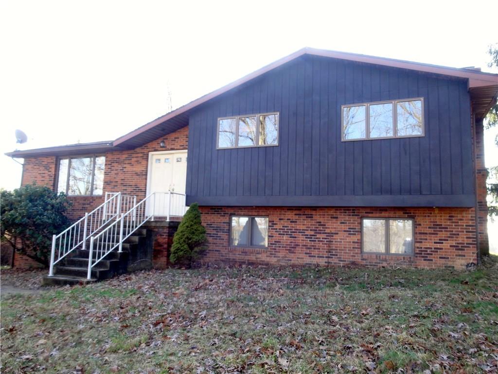 875 Alamae Lakes Road Washington, PA 15301 - Photo 1 of 25