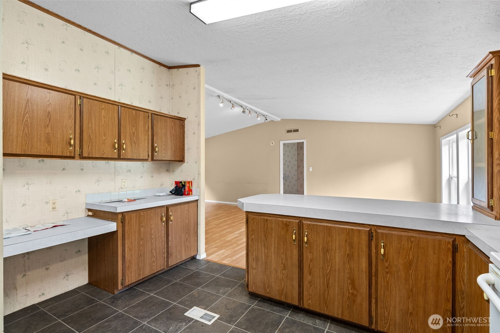 109 Tillie Road Onalaska, WA 98570 - Photo 14 of 39