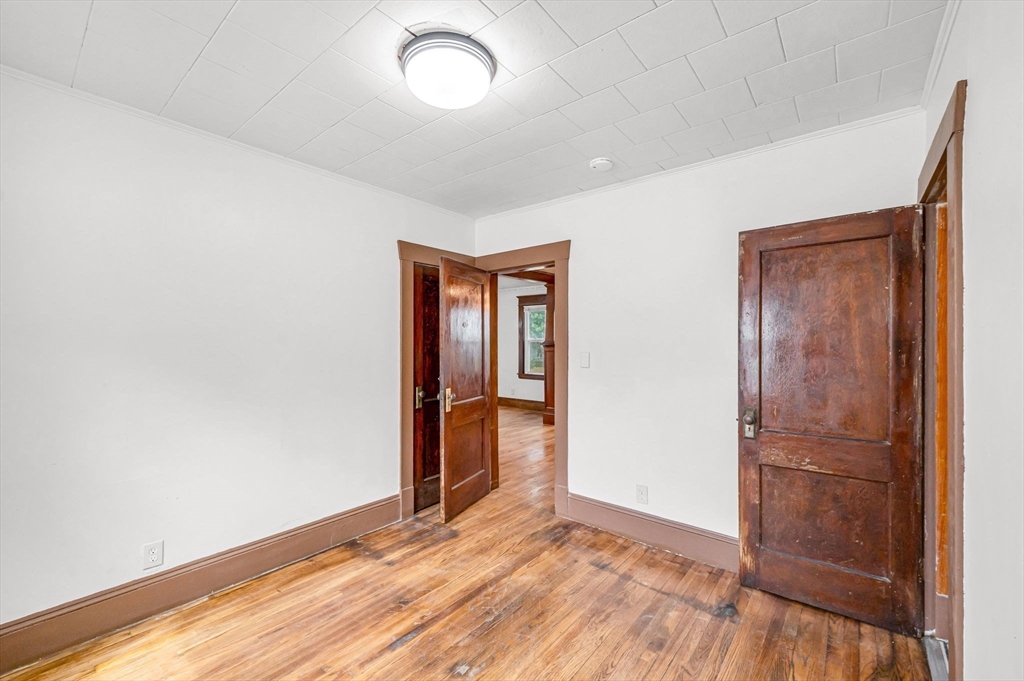 27 Appleton Street, Unit 1 Springfield, MA 01108 - Photo 18 of 28