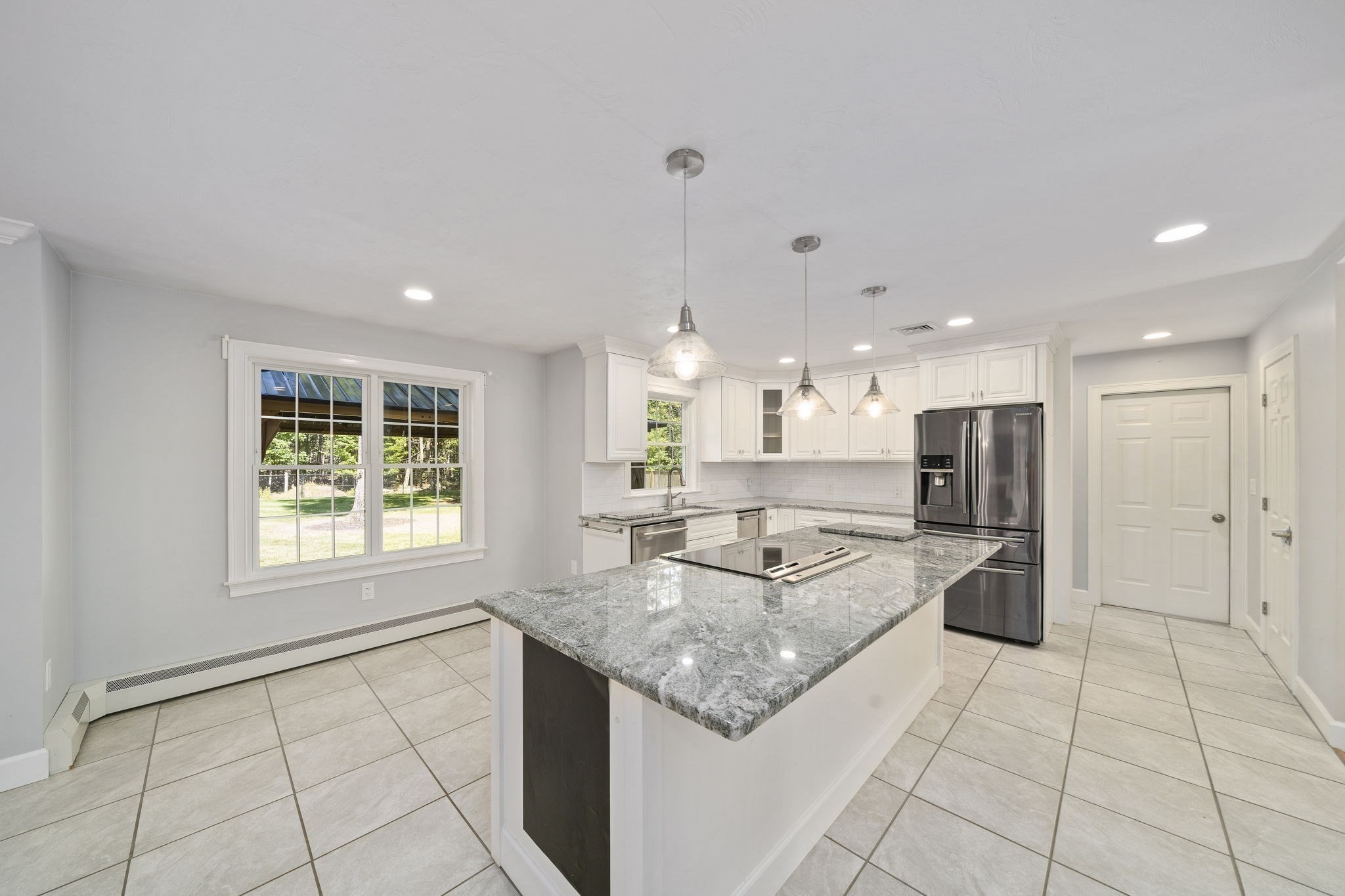 4 Bruce Road Holbrook, MA 02343 - Photo 5 of 41 Gallery Image 5