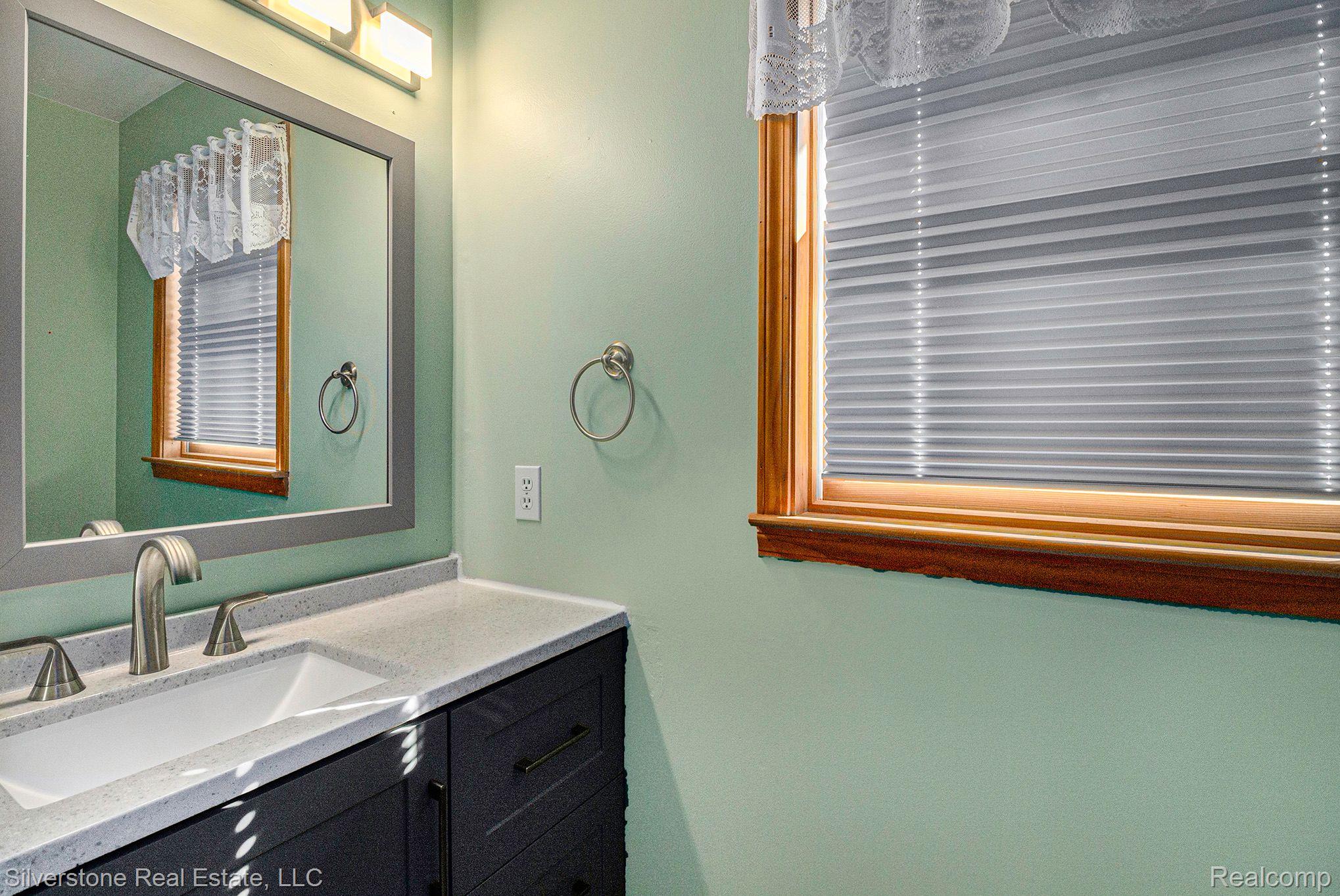 5139 East Clyde Road Howell, MI 48855 - Photo 19 of 28 Gallery Image 19