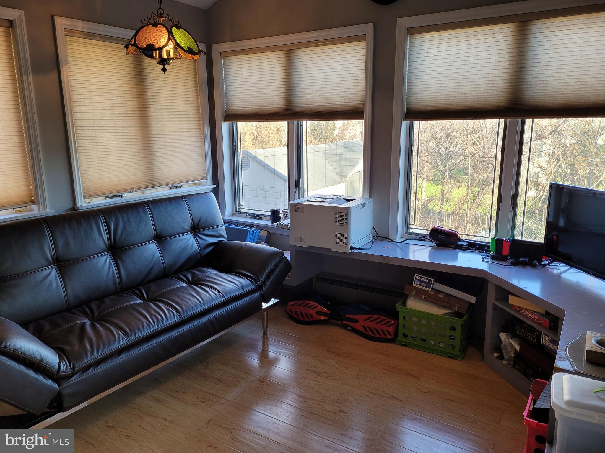 6605 Edenvale Road Baltimore, MD 21209 - Photo 7 of 23