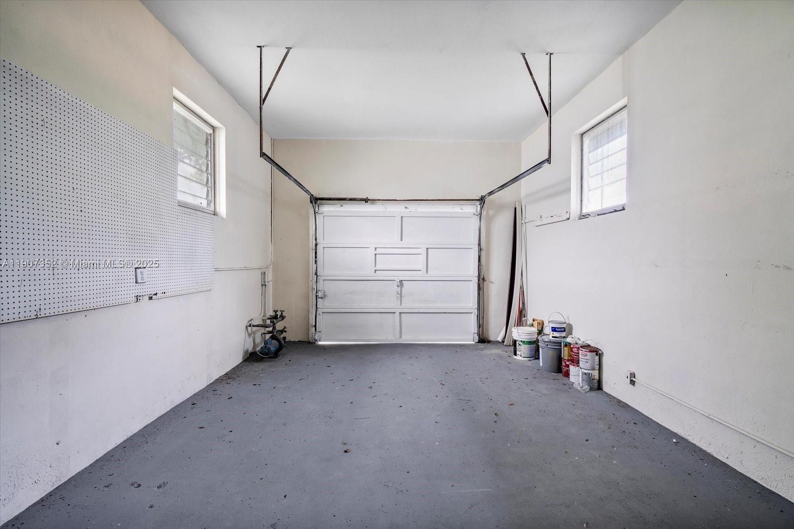 1060 Northeast 166th Street North Miami Beach, FL 33162 - Photo 24 of 32